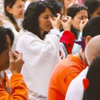 yoga al aire libre montevideo Escuela Valores Divinos